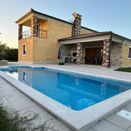 Kuca Za Odmor Villa *
